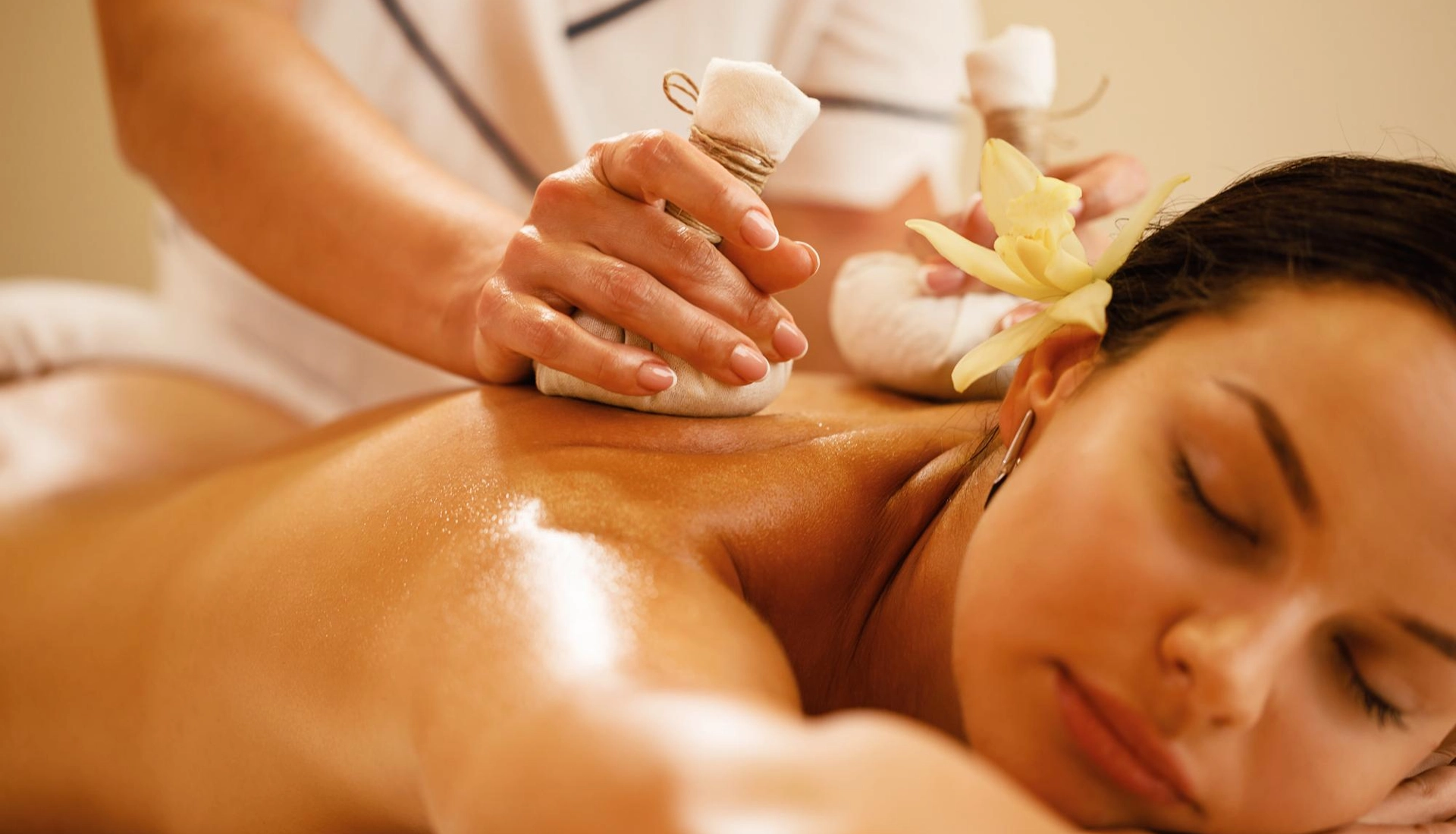 Massage Center in Velachery